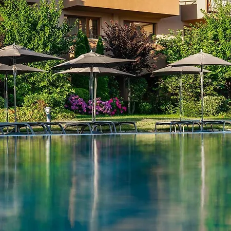 Hvd Clubhotel Miramar אובזור