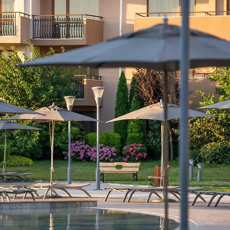 אתר נופש Hvd Clubhotel Miramar 4*