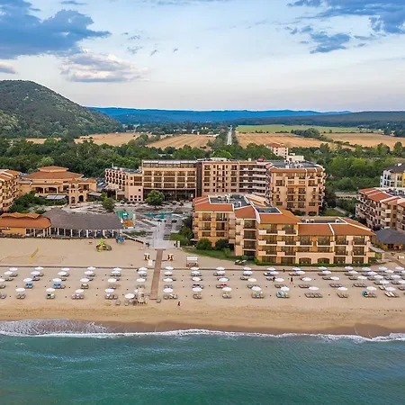 Hvd Clubhotel Miramar אובזור