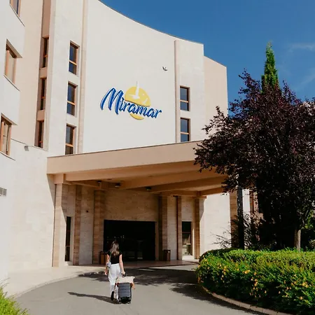 Hvd Clubhotel Miramar 4* אובזור