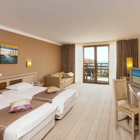 אתר נופש Hvd Clubhotel Miramar 4*